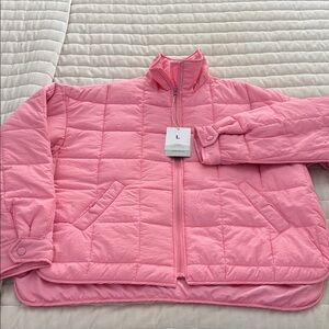 Pink Women's Puffer Jacket *NWT 
Size: L ✨